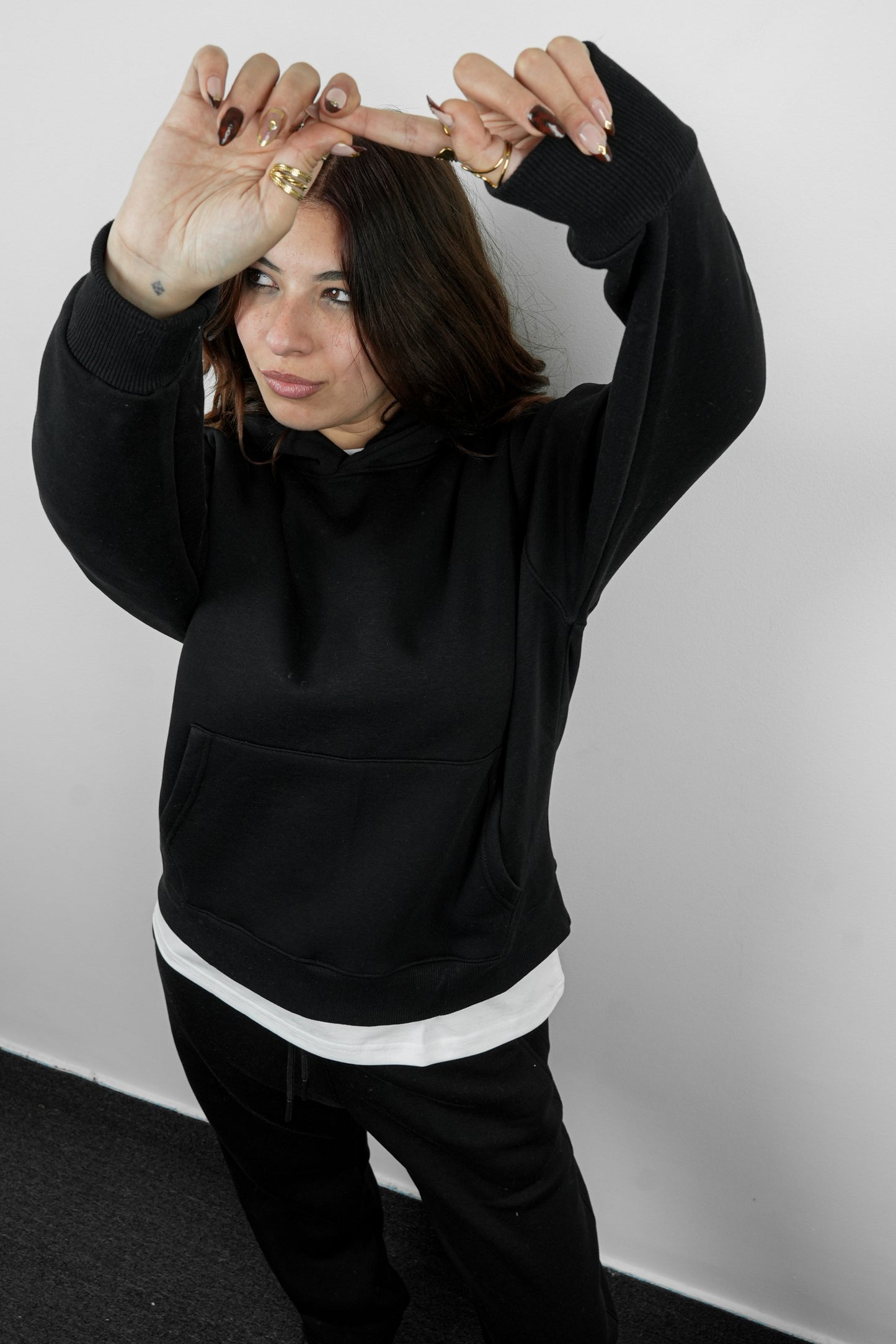 Essential Box Fit Hoodie-Black