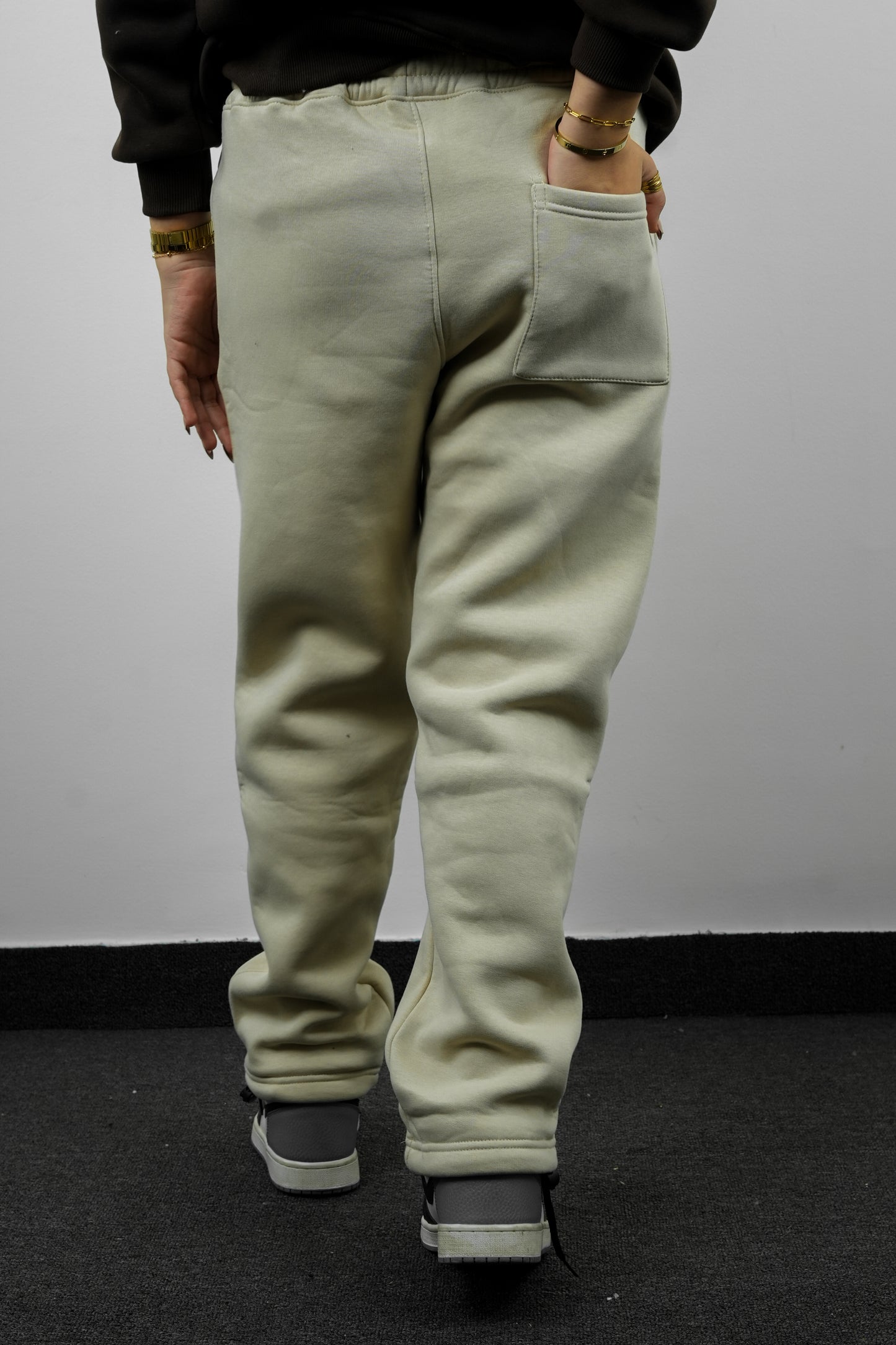 Wide-Leg Sweatpants - Beige