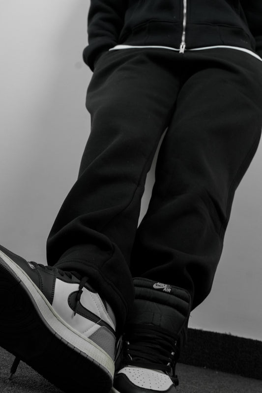 Wide-Leg Sweatpants - Black